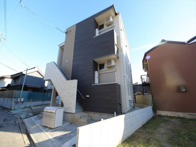 ハーモニーテラス大秋町 ロフトに階段で上がれます(階段式ロフト)愛知県名古屋市中村区大秋町3丁目6-4