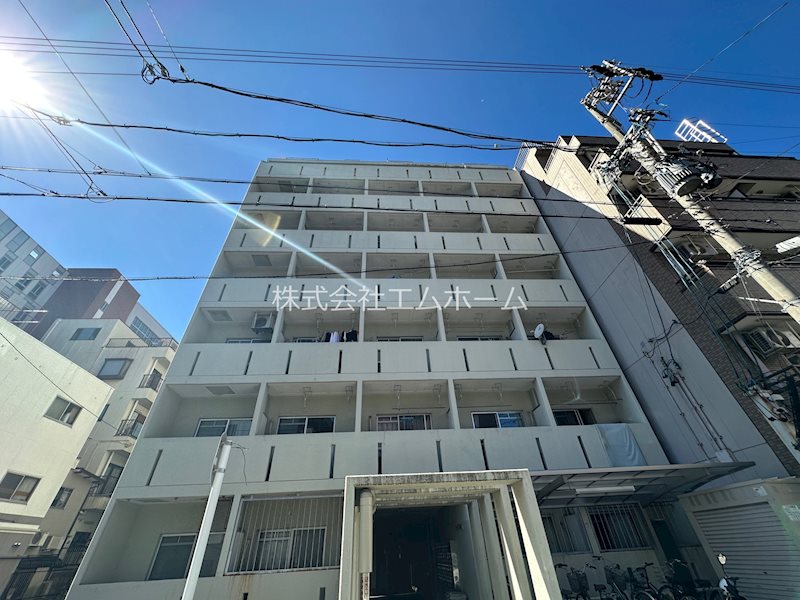 フォーエバー金山 外観　エレベーター付　屋根付駐輪場