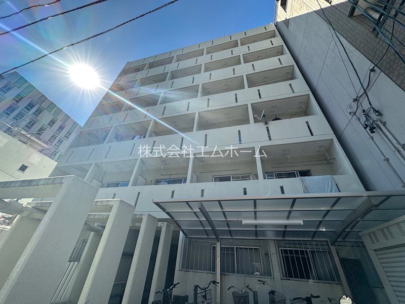 フォーエバー金山 外観　エレベーター付　屋根付駐輪場