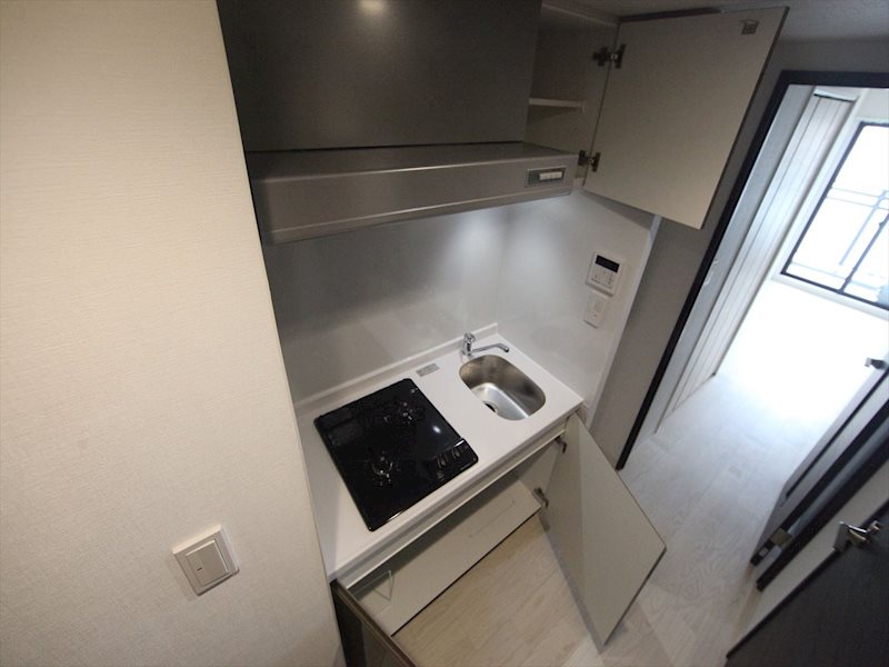 S-RESIDENCE名駅南 システムキッチン（ガス2口コンロ付）　同仕様写真