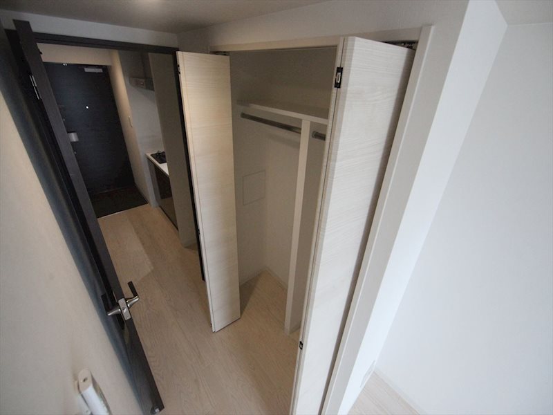 S-RESIDENCE名駅南 クローゼット（収納充実してます）　同仕様写真