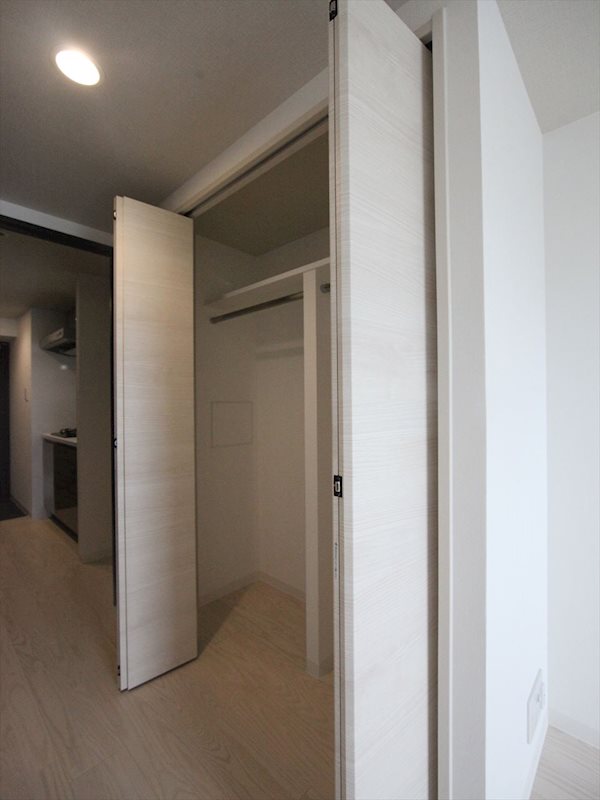 S-RESIDENCE名駅南 クローゼット（収納充実してます）　同仕様写真