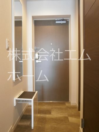 淳彩庵 玄関　シューズボックス付（収納充実してます）