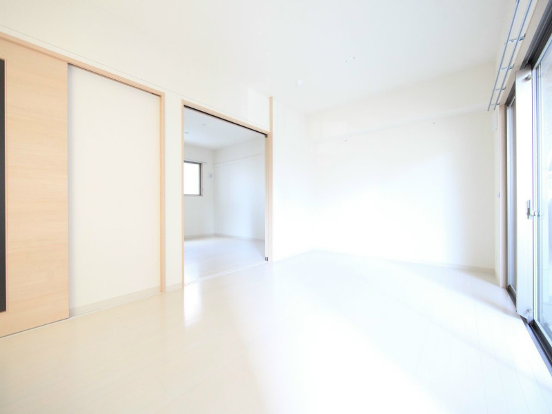 Ｓｔａｇｅ本山（ステージ本山） ＬＤＫ13.8帖　洋室8帖とつなげても仕切っても使えます
