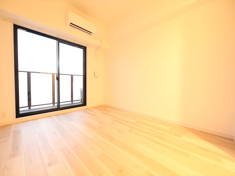Ｓ－ＲＥＳＩＤＥＮＣＥ金山三丁目 洋室7帖　エアコン完備　クローゼット付　バルコニー