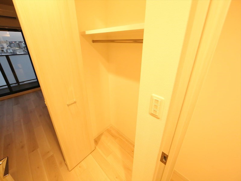 Ｓ－ＲＥＳＩＤＥＮＣＥ金山三丁目 クローゼット（収納充実してます）