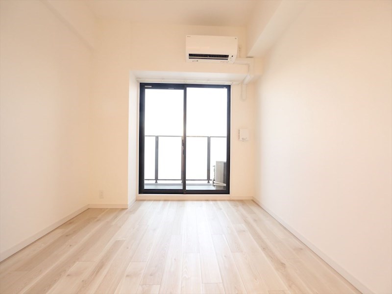 Ｓ－ＲＥＳＩＤＥＮＣＥ金山三丁目 洋室7帖　エアコン完備　クローゼット付　バルコニー