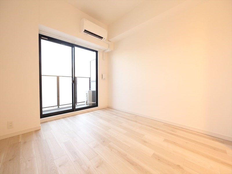 Ｓ－ＲＥＳＩＤＥＮＣＥ金山三丁目 洋室7帖　エアコン完備　クローゼット付　バルコニー