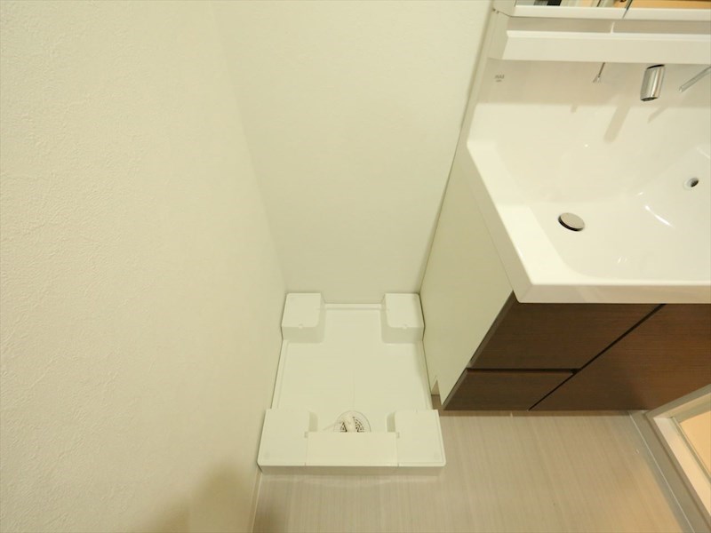 ＬＵＡＮＡ神宮（ルアナ神宮） 脱衣所　室内洗濯機置き場　同仕様写真
