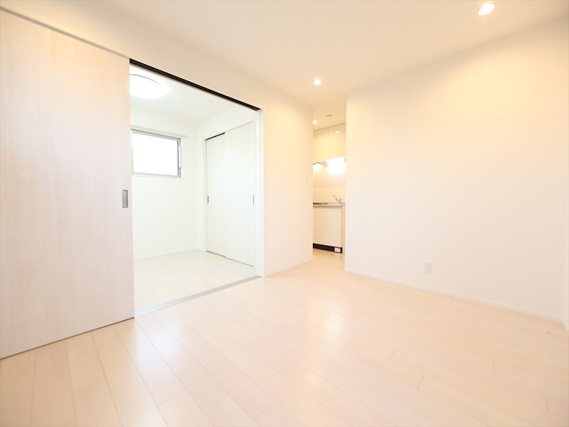 ＡｒｃａＵｒｂａｎａ上飯田（アルカウルバーナカミイイダ） ＬＤＫ8.4帖　洋室3.7帖　つなげても使えます　同仕様写真