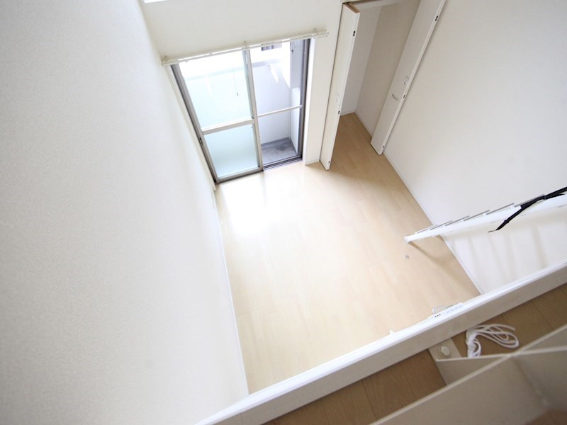 第IIIけやき 洋室5.4帖　ロフト7.2帖（収納でもお部屋でも使えます）