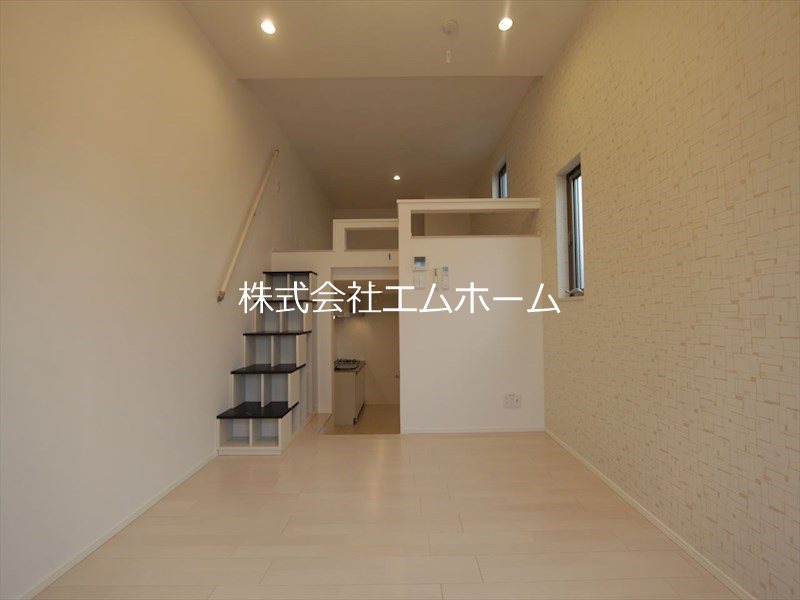 ハーモニーテラス呼続 洋室6帖　ロフト5.7帖（収納・寝室使えます）同型写真