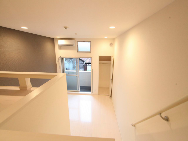 アーク東海通 洋室6.1帖　ロフト6帖（収納でもお部屋でも使えます）