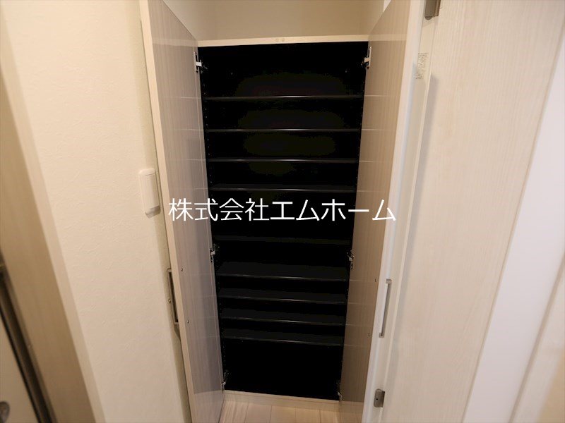 ハーモニーテラス児玉 玄関　シューズボックス付（収納充実してます）　同仕様写真
