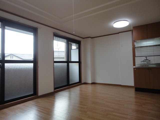 サリーダＳ・Ｔ LDK13.6帖　ウォークインクローゼット付き
