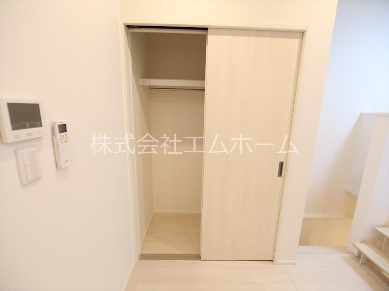 ハーモニーテラス木之免町 クローゼット（収納充実してます）同型写真