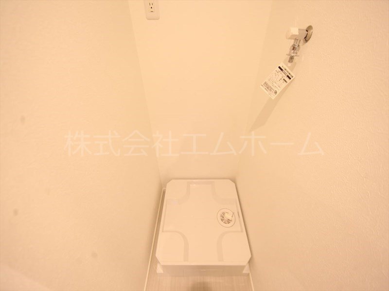 ハーモニーテラス上石川町Ⅲ 室内洗濯機置き場　同型写真