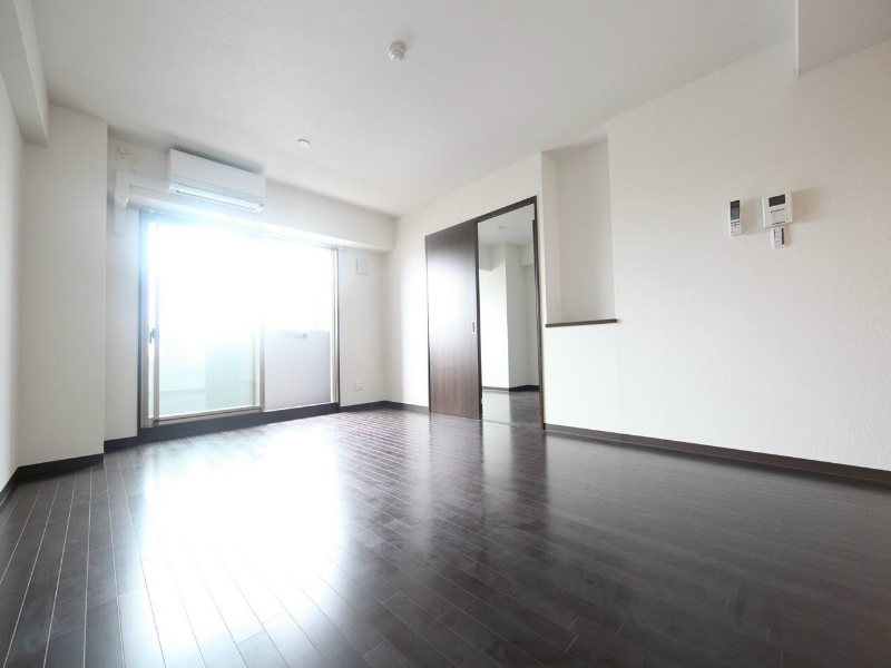 ＲＪＢｐｌａｃｅ ＬＤＫ16.4帖　南面バルコニー