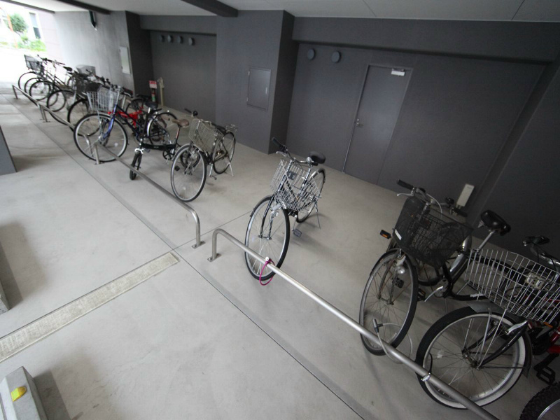 ＲＪＢｐｌａｃｅ 屋根付き駐輪場