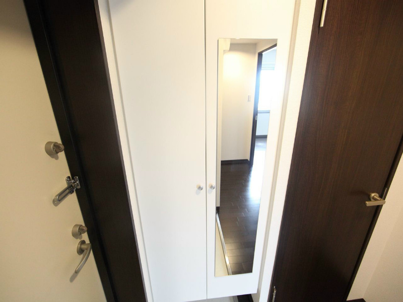 ＲＪＢｐｌａｃｅ 玄関　シューズボックス　姿鏡付き