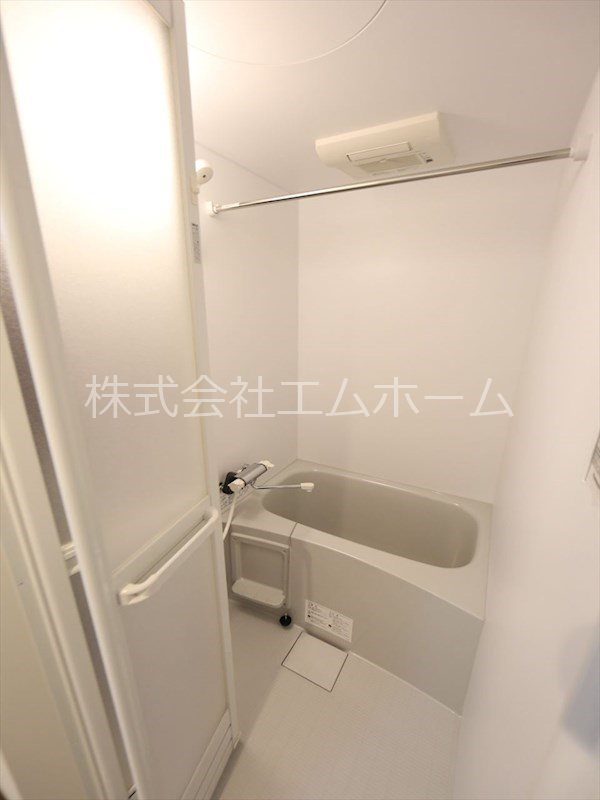 （仮称）ハーモニーテラス上名古屋二丁目 浴室暖房乾燥機　24時間換気機能バスルーム　同仕様写真