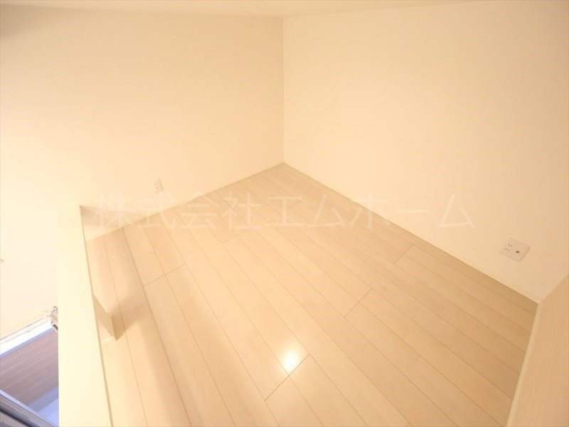 （仮称）ハーモニーテラス上名古屋二丁目 上段ロフト4.5帖（収納でもお部屋でも使えます）同仕様写真