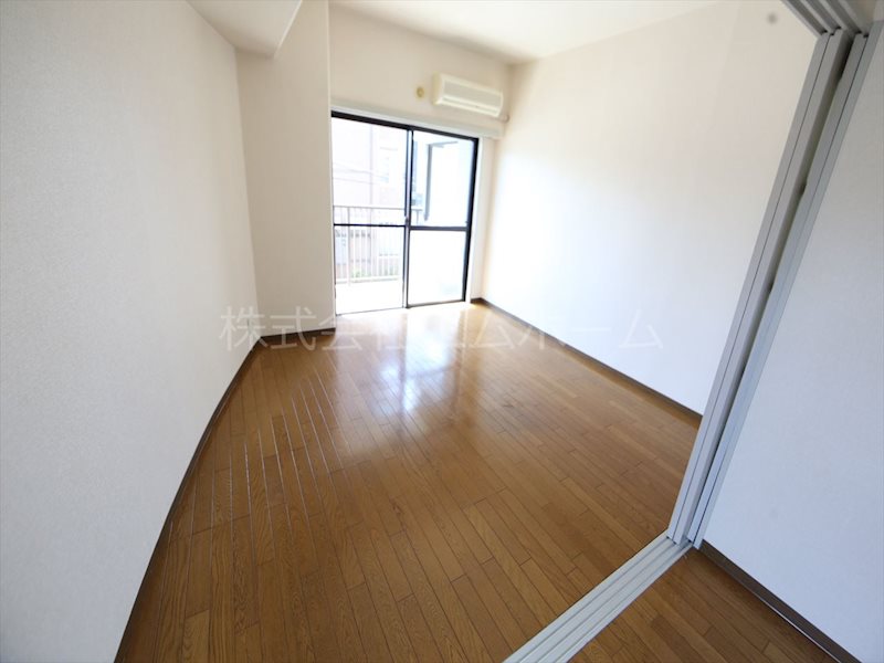 フォンテーヌナウ 洋室6.35帖　ＤＫ7.56帖とつなげても使えます