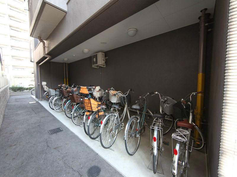 ステラートシティ桜山 屋根付き駐輪場