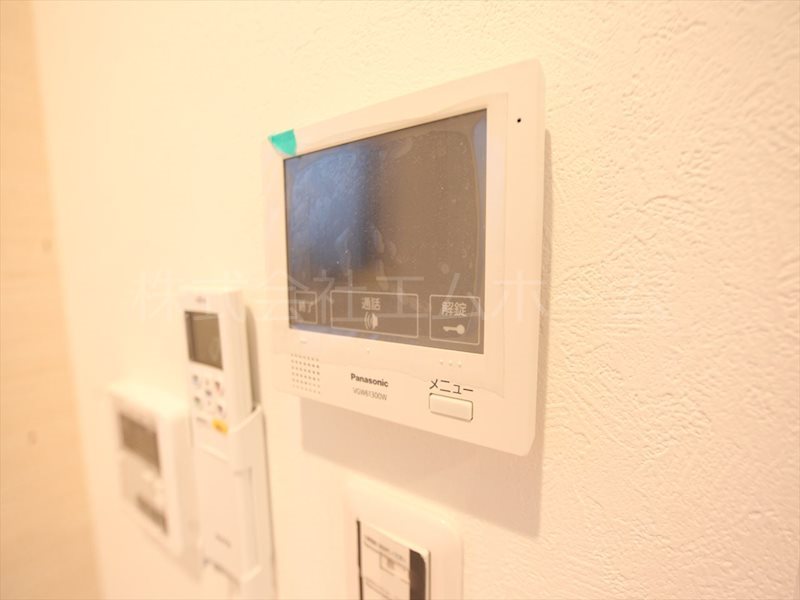 ハーモニーテラス寺崎町 ＴＶモニター付インターホン　同型写真
