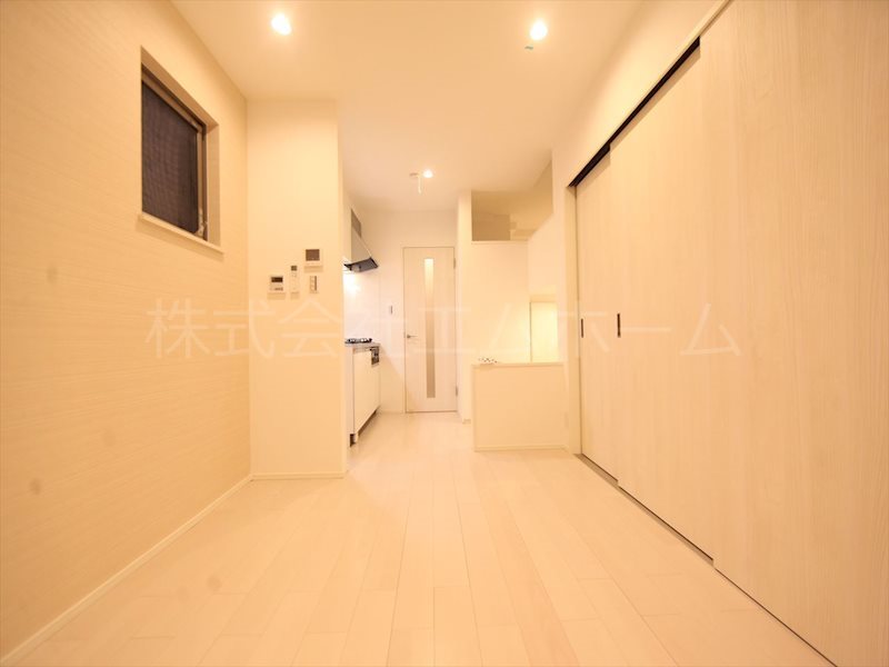 ハーモニーテラス寺崎町 ＬＤＫ8帖　洋室3.7帖　ロフト3.7帖　同型写真
