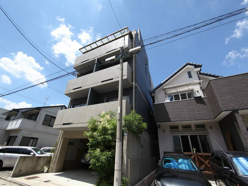 外観 オートロック付全部屋角部屋