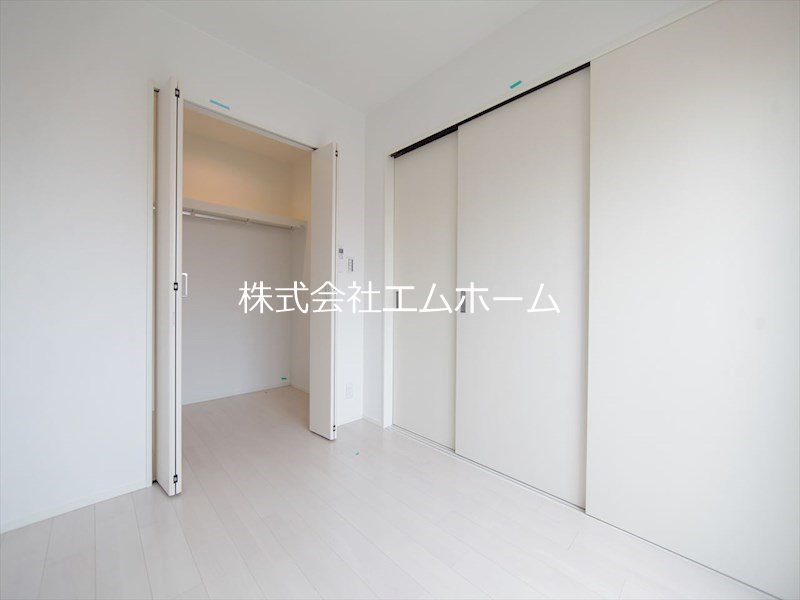 ｉーｓｍａｒｔ1 洋室3.8帖　クローゼット付（収納充実してます）同型写真