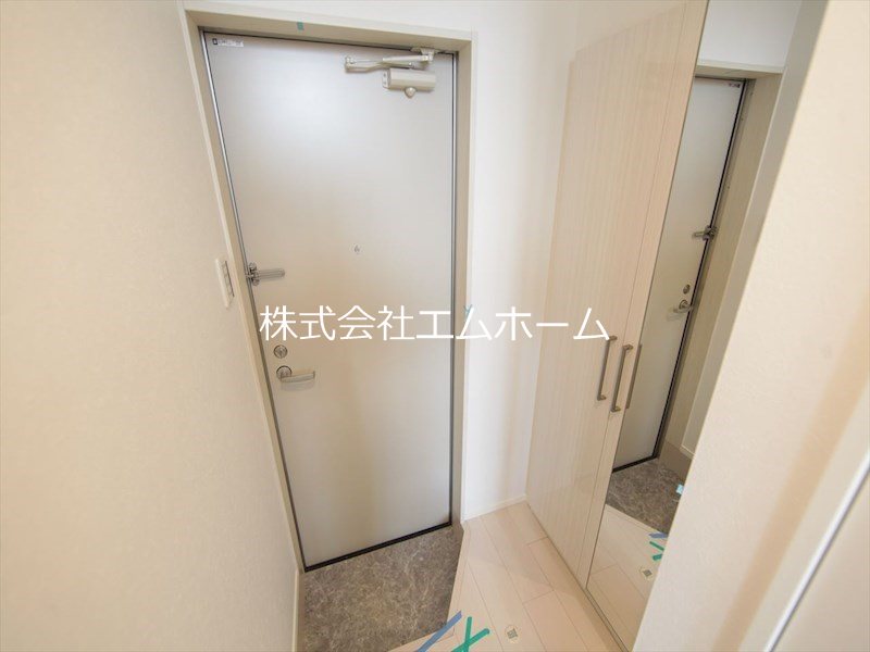 ｉーｓｍａｒｔ1 玄関　シューズボックス（収納充実してます）同型写真