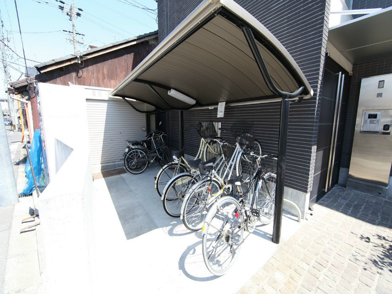 愛知県名古屋市中村区西米野町１丁目 屋根付駐輪場