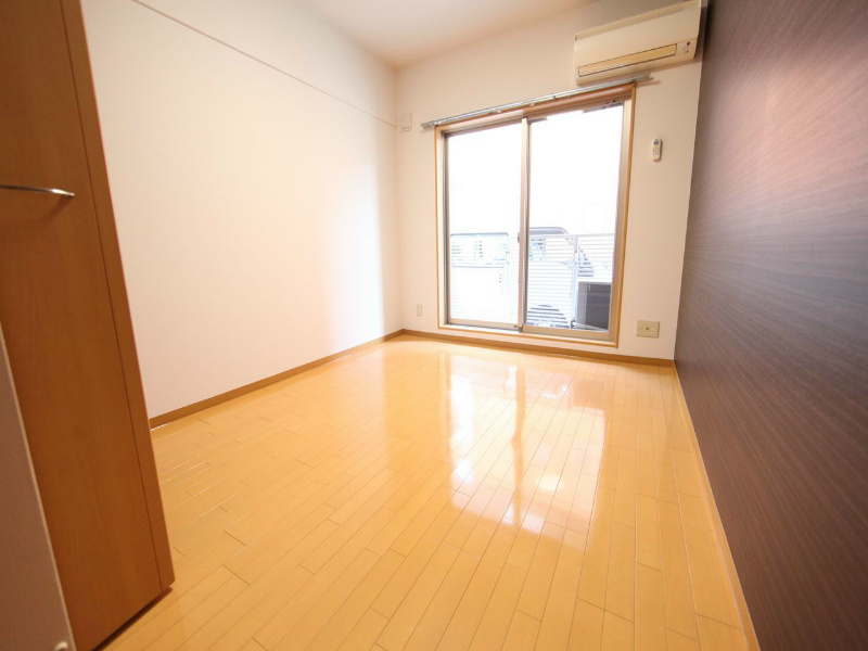 愛知県名古屋市中村区西米野町１丁目 洋室7帖　クローゼット付（収納充実してます）