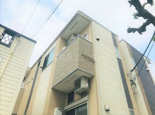 Laluce桜本町 愛知県名古屋市南区 呼続3丁目21-19 ロフトに階段で上がれます(階段式ロフト)