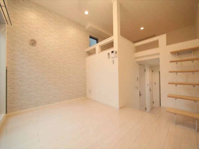 ペールエール　ロフトに階段で上がれます（階段式ロフト）愛知県名古屋市瑞穂区 苗代町10-7