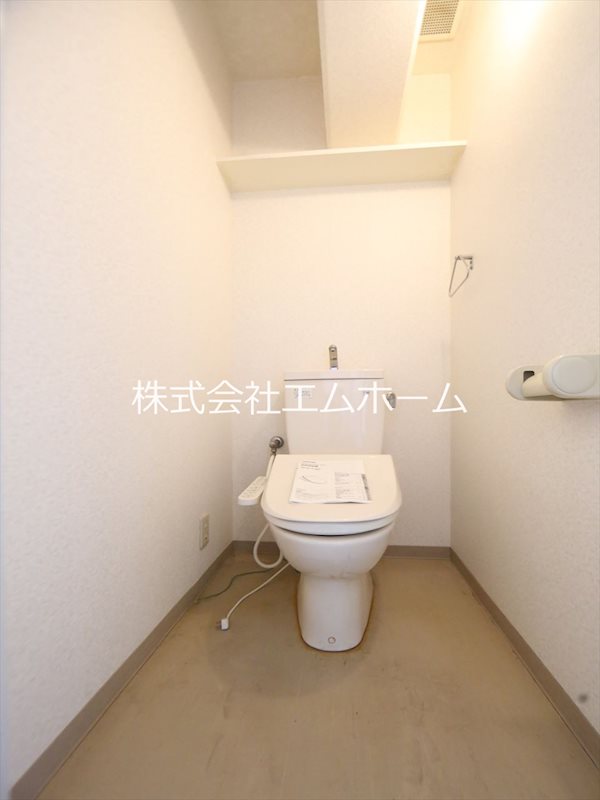 フォンテーヌナウ 温水洗浄暖房便座付トイレ（お風呂トイレ別）