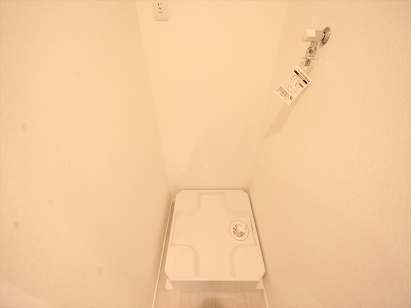 スヴニール伝馬 脱衣所　室内洗濯機置き場　同型写真