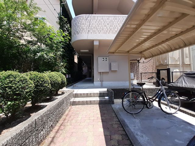 ハピネス八筋 エントランス