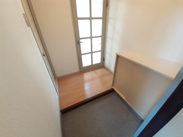 エステート堀越 玄関