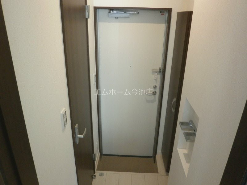 Grandtic中村区役所（グランティック中村区役所） 玄関　シューズボックス付（収納充実してます）