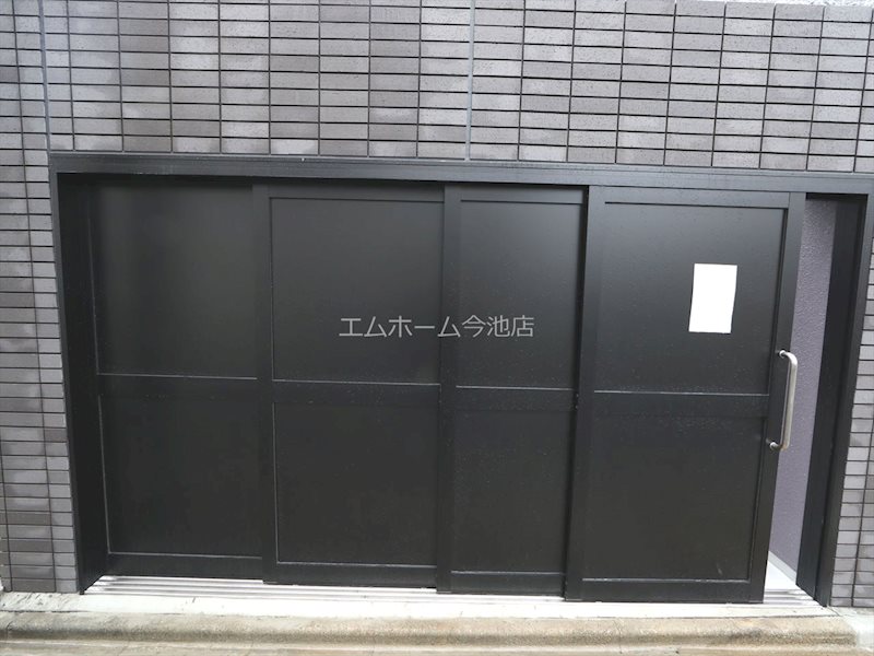S-RESIDENCE黒川本通一丁目 敷地内ゴミ置き場
