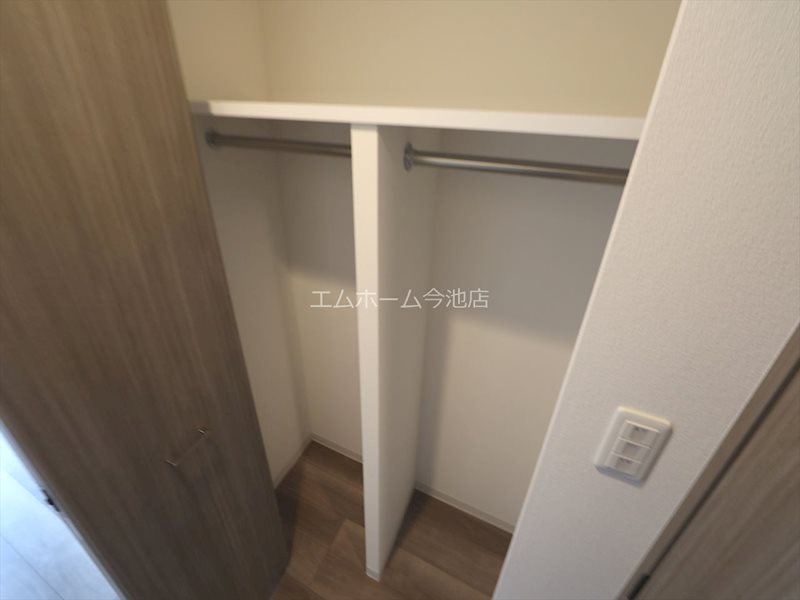 S-RESIDENCE黒川本通一丁目 クローゼット（収納充実しています）