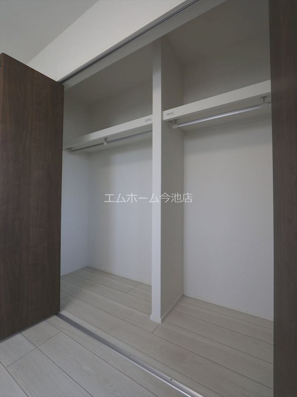 アルティス黒川 クローゼット（収納充実しています）