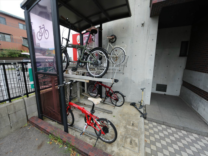 ＳＯＬ　ＬＥＶＡＮＴＥ（ソルレヴェンテ） 屋根付き駐輪場