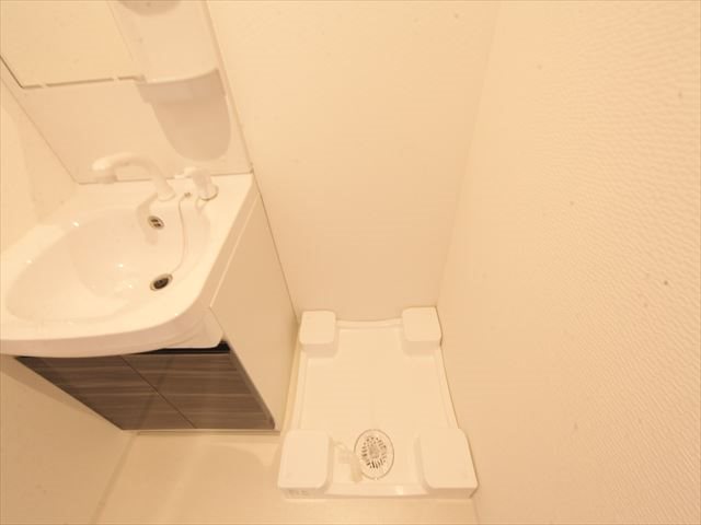 La Douceur今池南 室内洗濯機置き場
