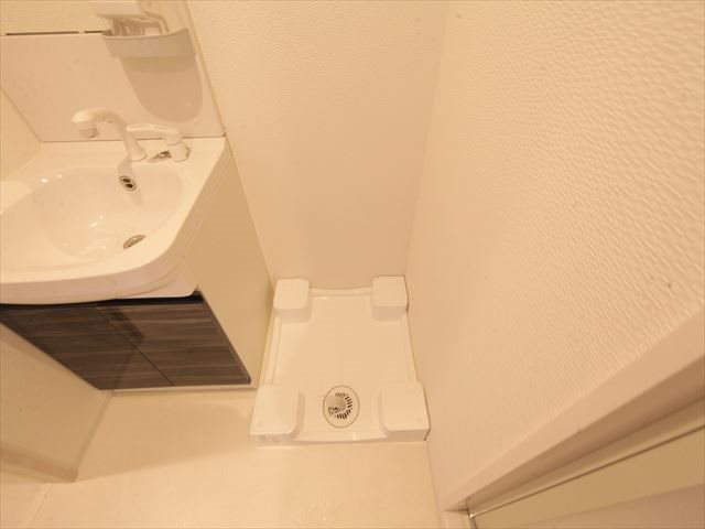 La Douceur今池南 室内洗濯機置き場
