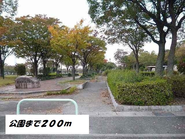クレマチスⅡ 宝神中央公園まで200m
