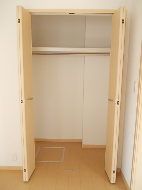 リバーベルＢ 収納